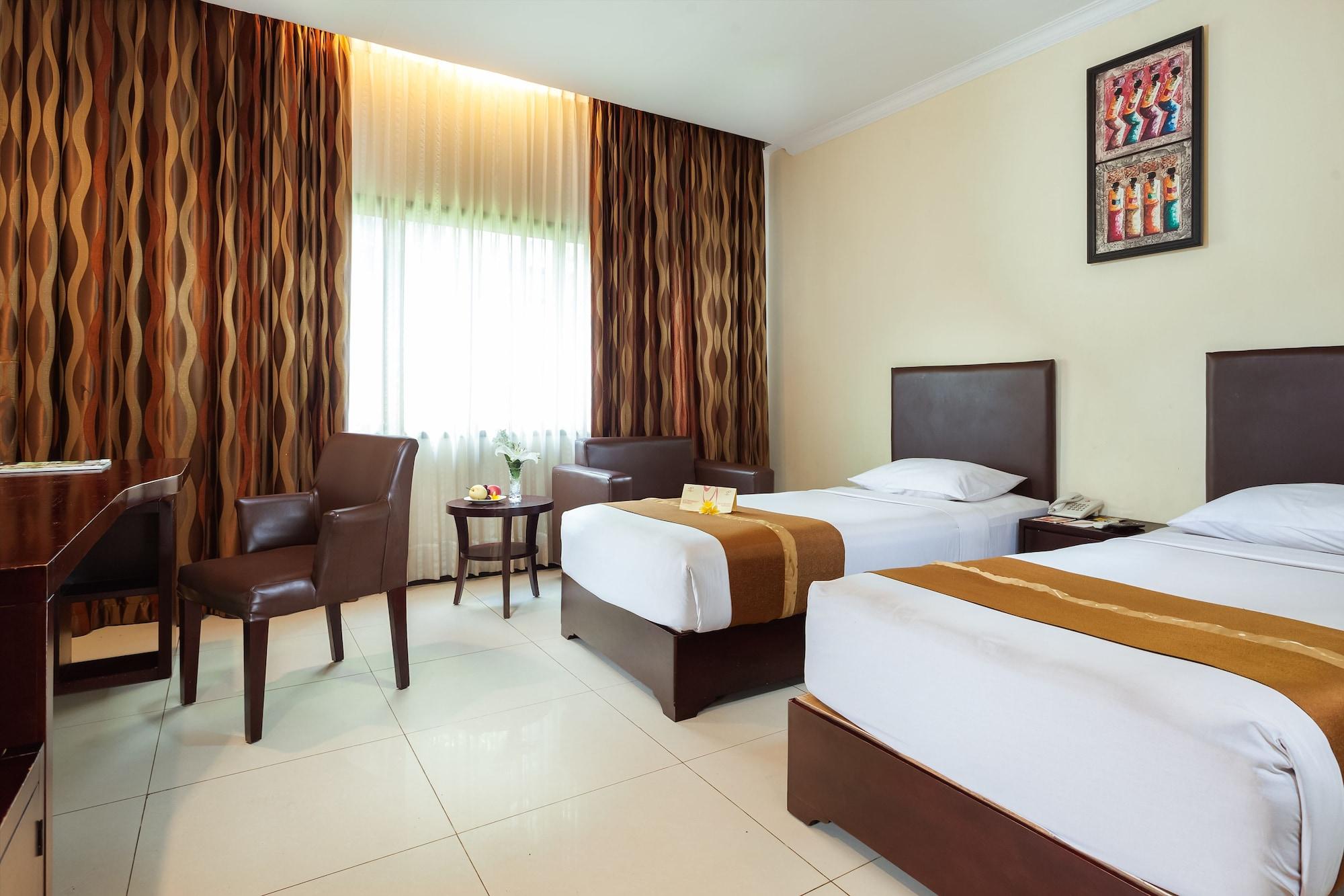 Hotel Montana Dua Malang Exterior photo
