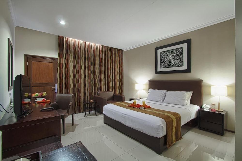 Hotel Montana Dua Malang Exterior photo
